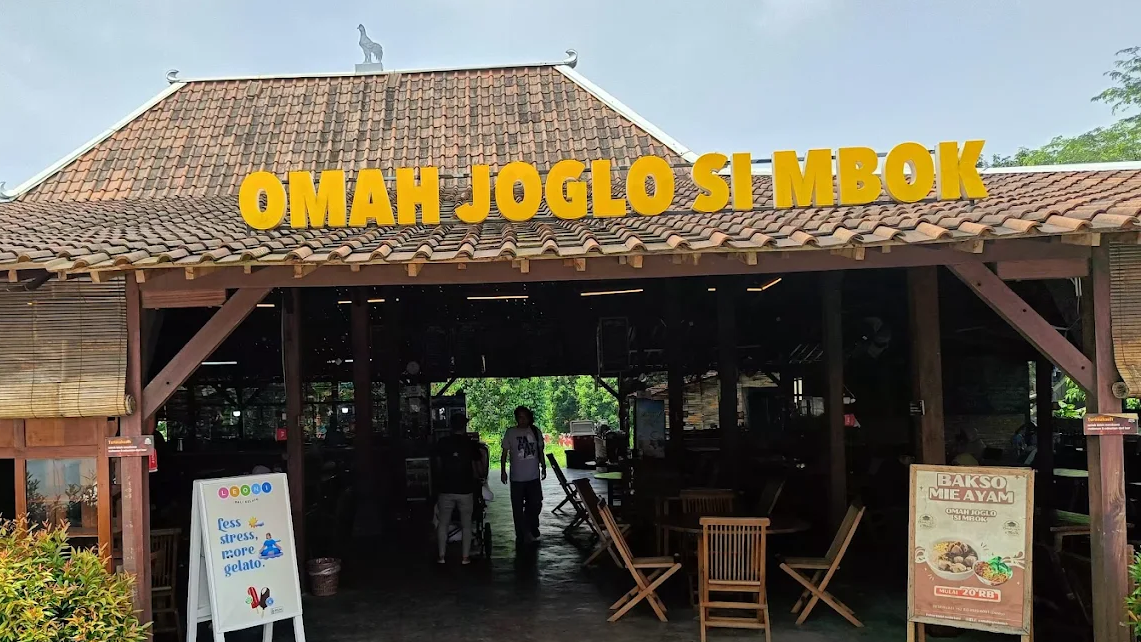 Omah Joglo Si Mbok